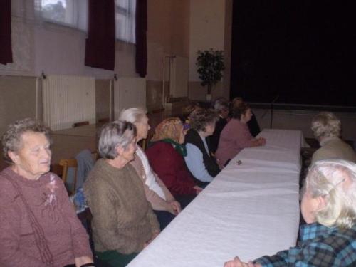 Posedenie s najstaršími občanmi 2011