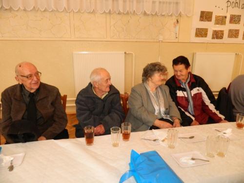 Posedenie s najstaršími občanmi 2015